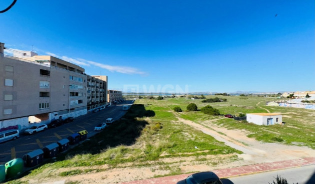 Resale - Apartment / flat - La Mata - Costa Blanca