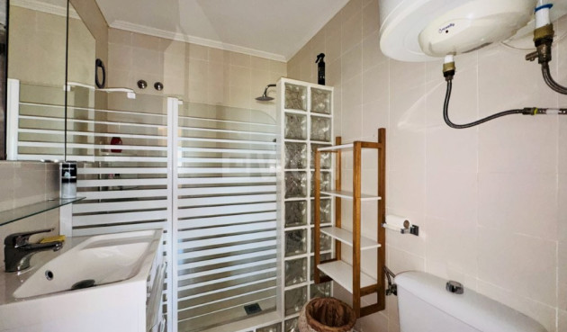 Resale - Apartment / flat - La Mata - Costa Blanca