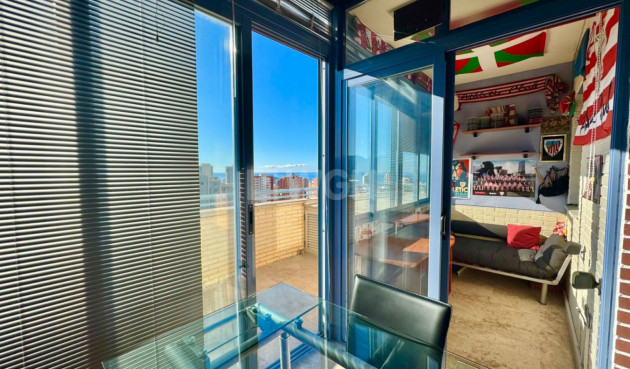 Odsprzedaż - Mieszkanie w bloku - Benidorm - Costa Blanca