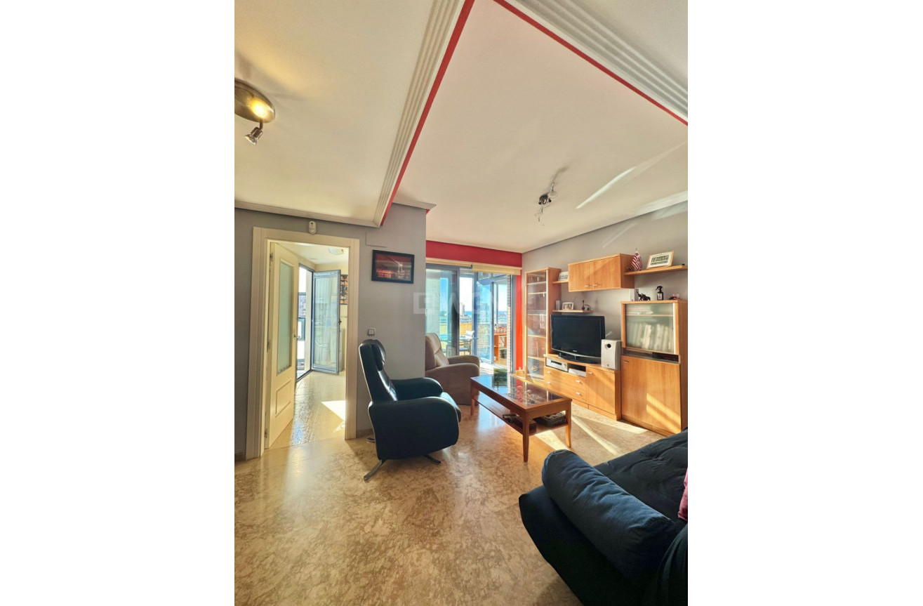 Odsprzedaż - Mieszkanie w bloku - Benidorm - Costa Blanca