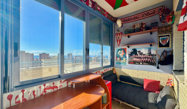 Odsprzedaż - Mieszkanie w bloku - Benidorm - Costa Blanca