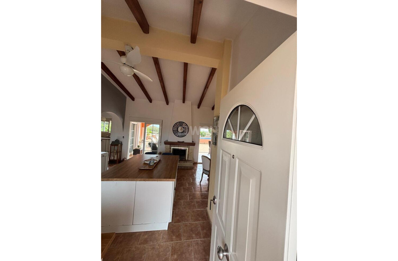 Resale - Villa - Dolores - Costa Blanca