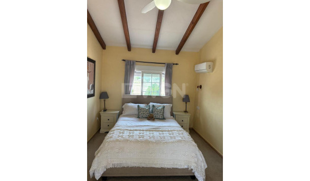 Resale - Villa - Dolores - Costa Blanca