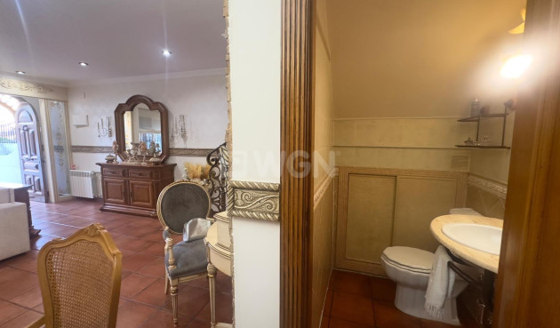 Odsprzedaż - Kamienica - Orihuela Costa - La Zenia