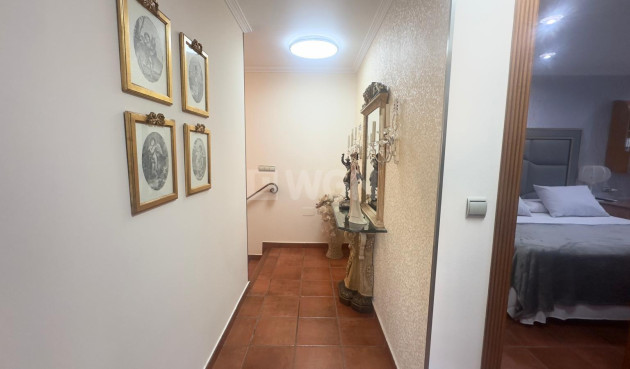 Odsprzedaż - Kamienica - Orihuela Costa - La Zenia