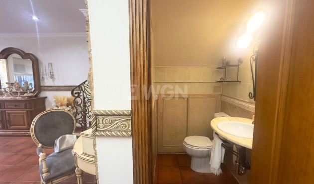 Odsprzedaż - Kamienica - Orihuela Costa - La Zenia