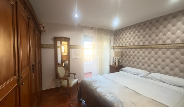 Odsprzedaż - Kamienica - Orihuela Costa - La Zenia