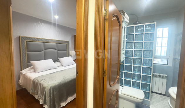 Odsprzedaż - Kamienica - Orihuela Costa - La Zenia