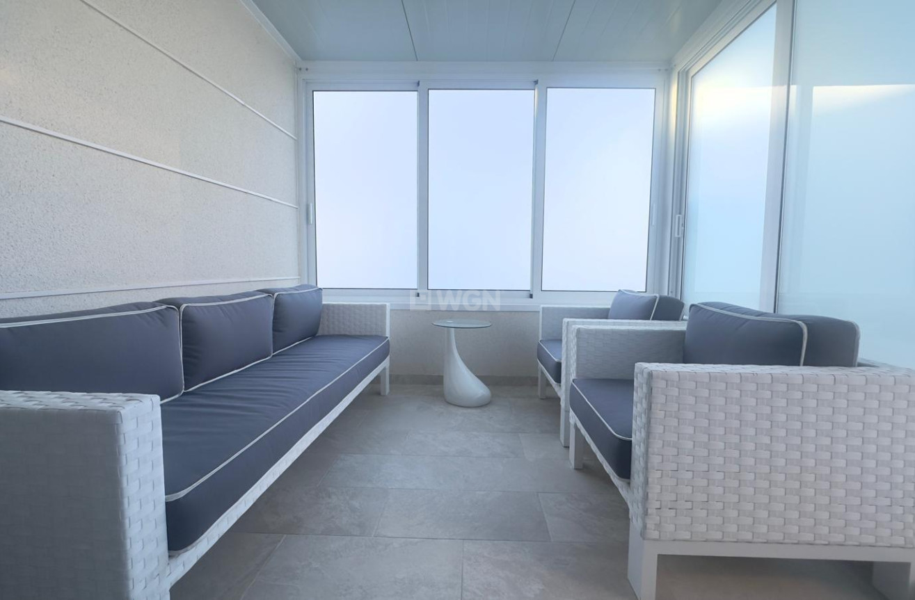 Odsprzedaż - Kamienica - Orihuela Costa - La Zenia