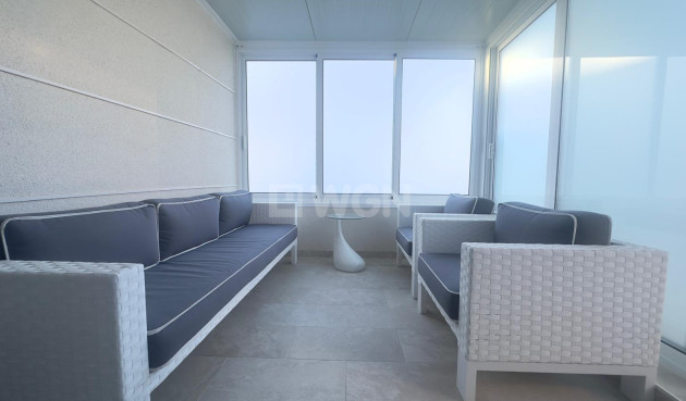 Odsprzedaż - Kamienica - Orihuela Costa - La Zenia