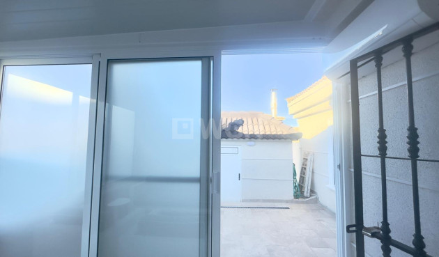 Odsprzedaż - Kamienica - Orihuela Costa - La Zenia