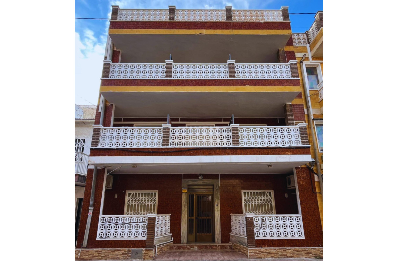 Resale - Commercial - Lo Pagan - LA PUNTICA