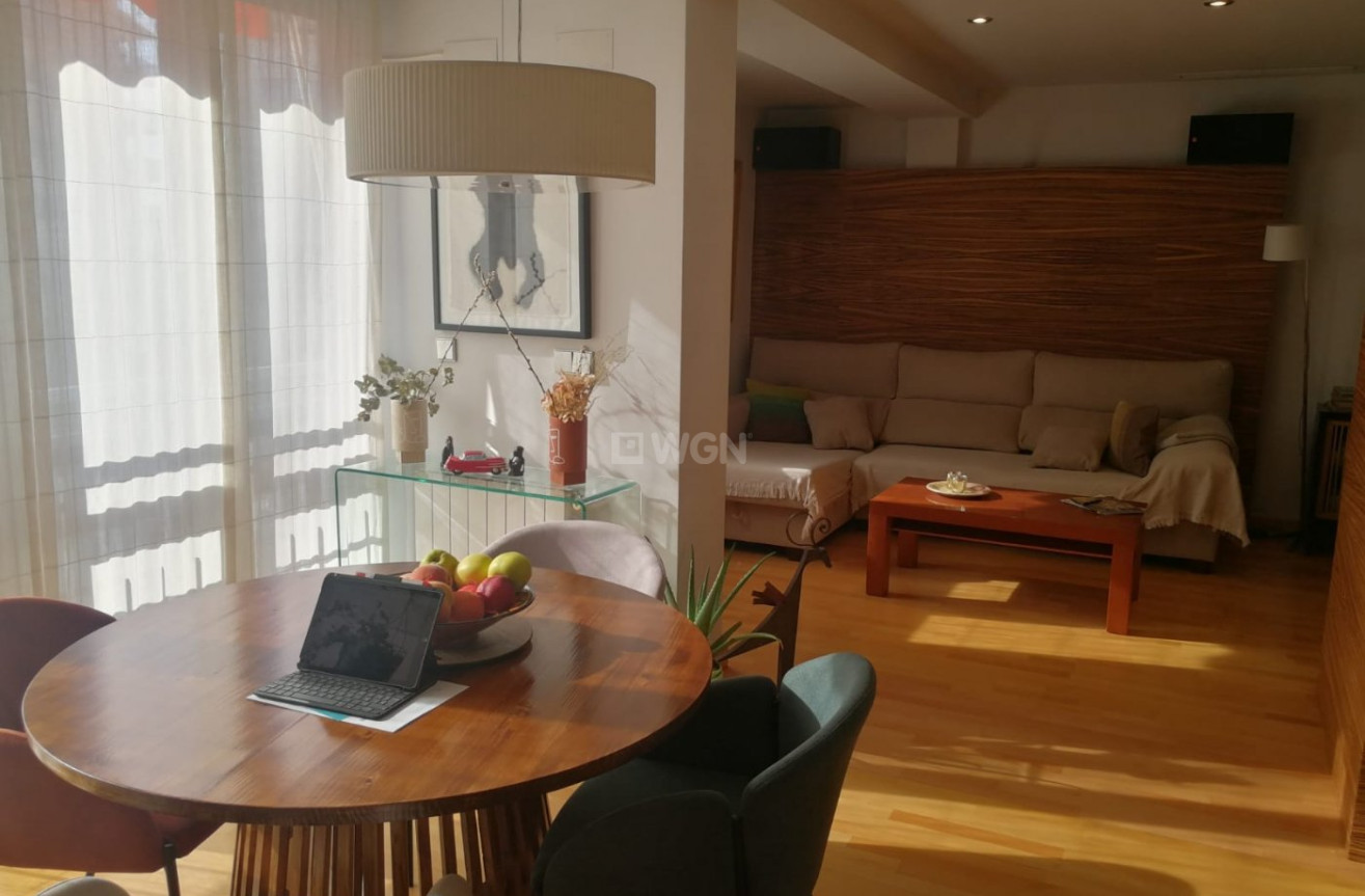 Odsprzedaż - Mieszkanie w bloku - Murcia