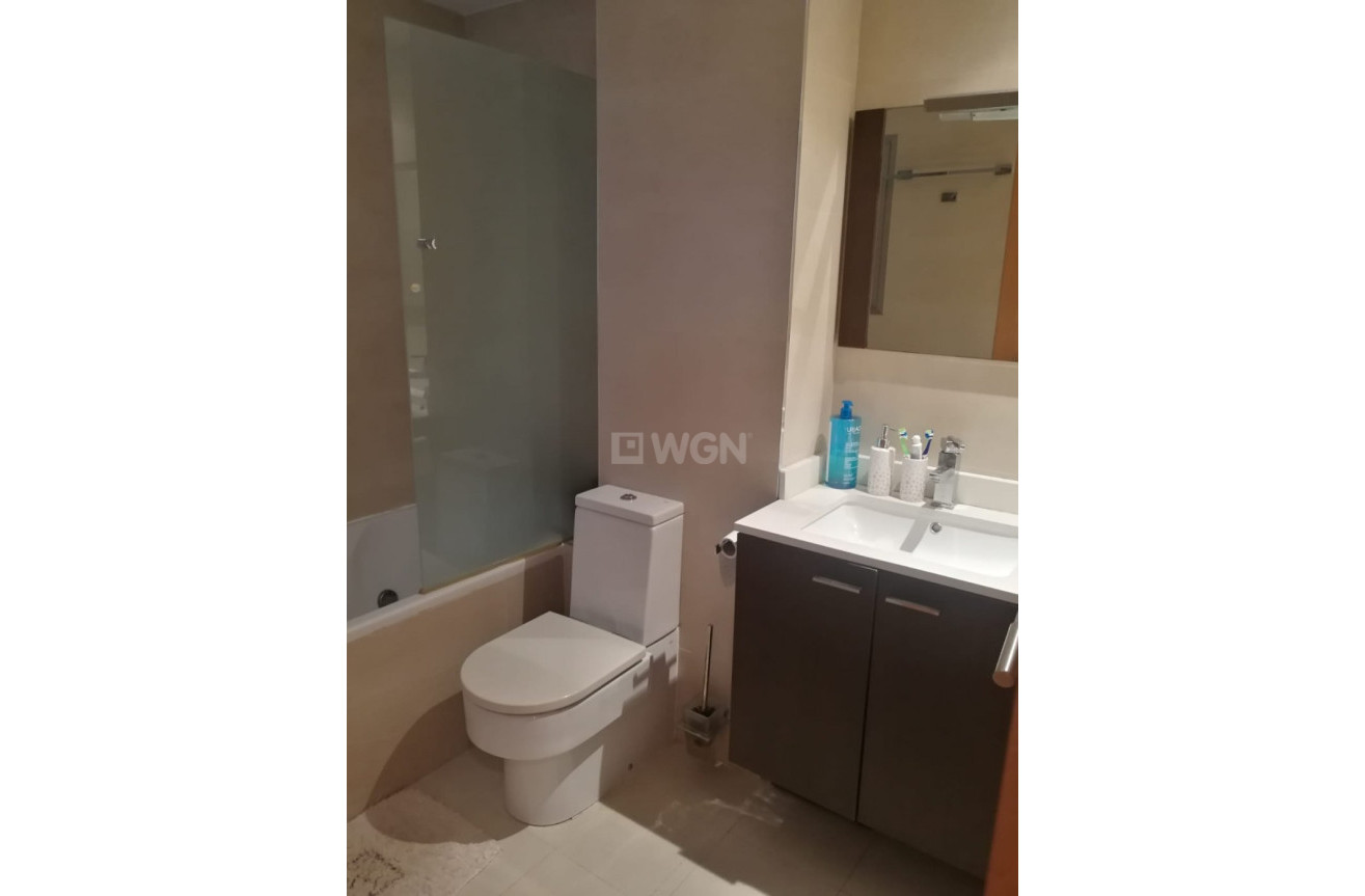 Odsprzedaż - Mieszkanie w bloku - Murcia