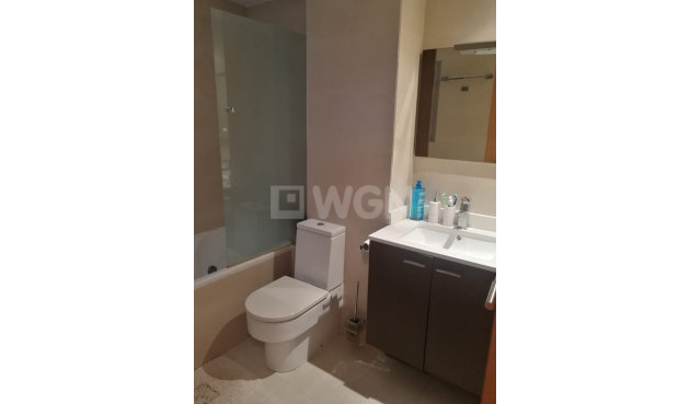 Odsprzedaż - Mieszkanie w bloku - Murcia