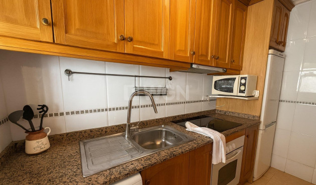 Resale - Apartment / flat - Torrevieja - Parque Las Naciones