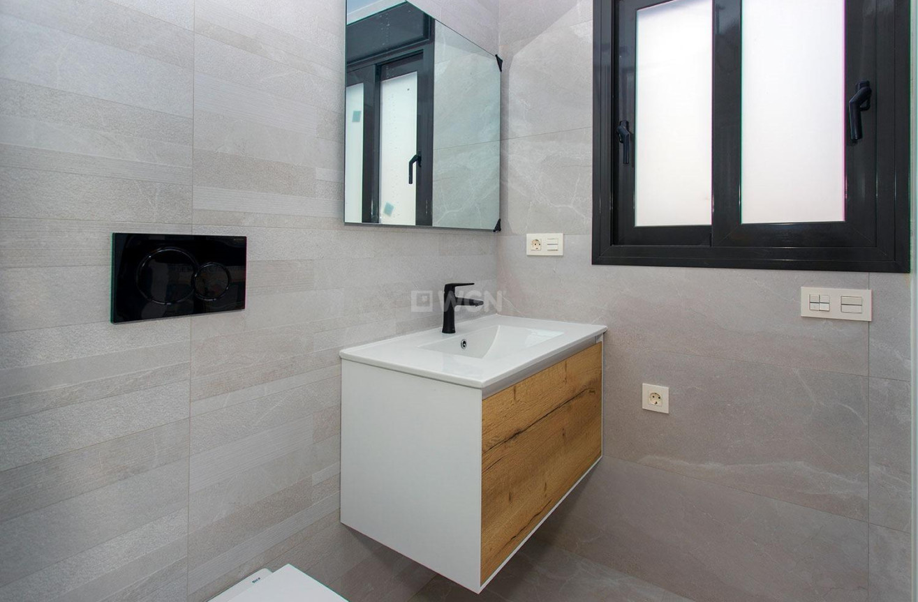 Reventa - Apartamento / piso - Torrevieja - Playa del Cura