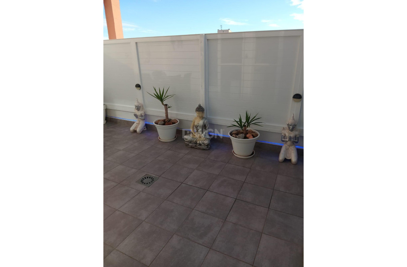 Resale - Penthouse - Torrevieja