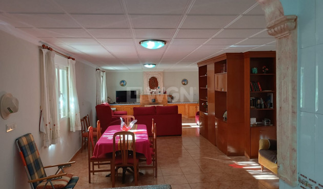 Resale - Villa - Yecla - Inland