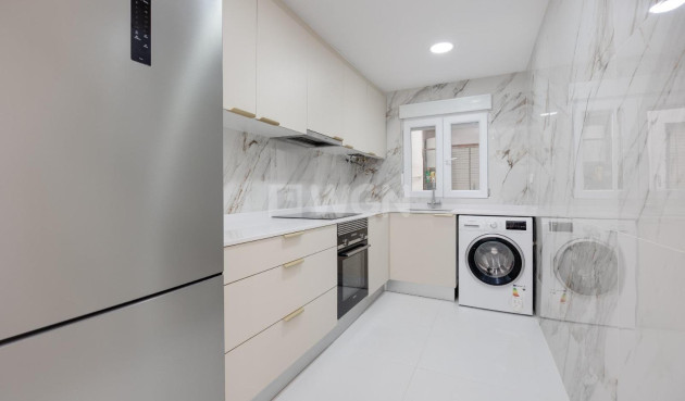 Reventa - Apartamento / piso - Torrevieja - Costa Blanca