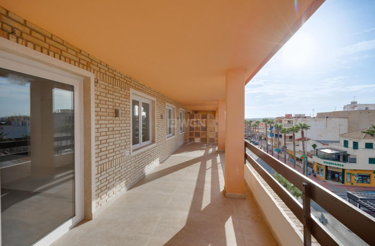 Reventa - Apartamento / piso - Torrevieja - Costa Blanca
