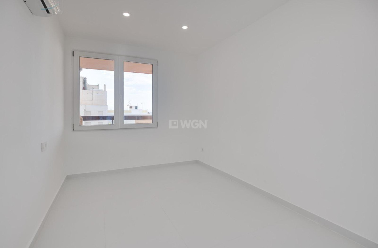 Reventa - Apartamento / piso - Torrevieja - Costa Blanca