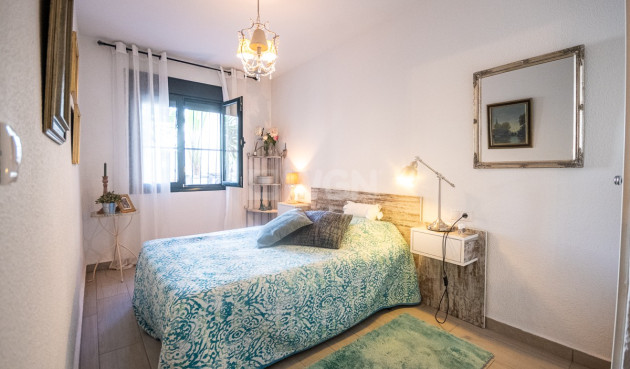 Resale - Apartment / flat - Torrevieja - Costa Blanca