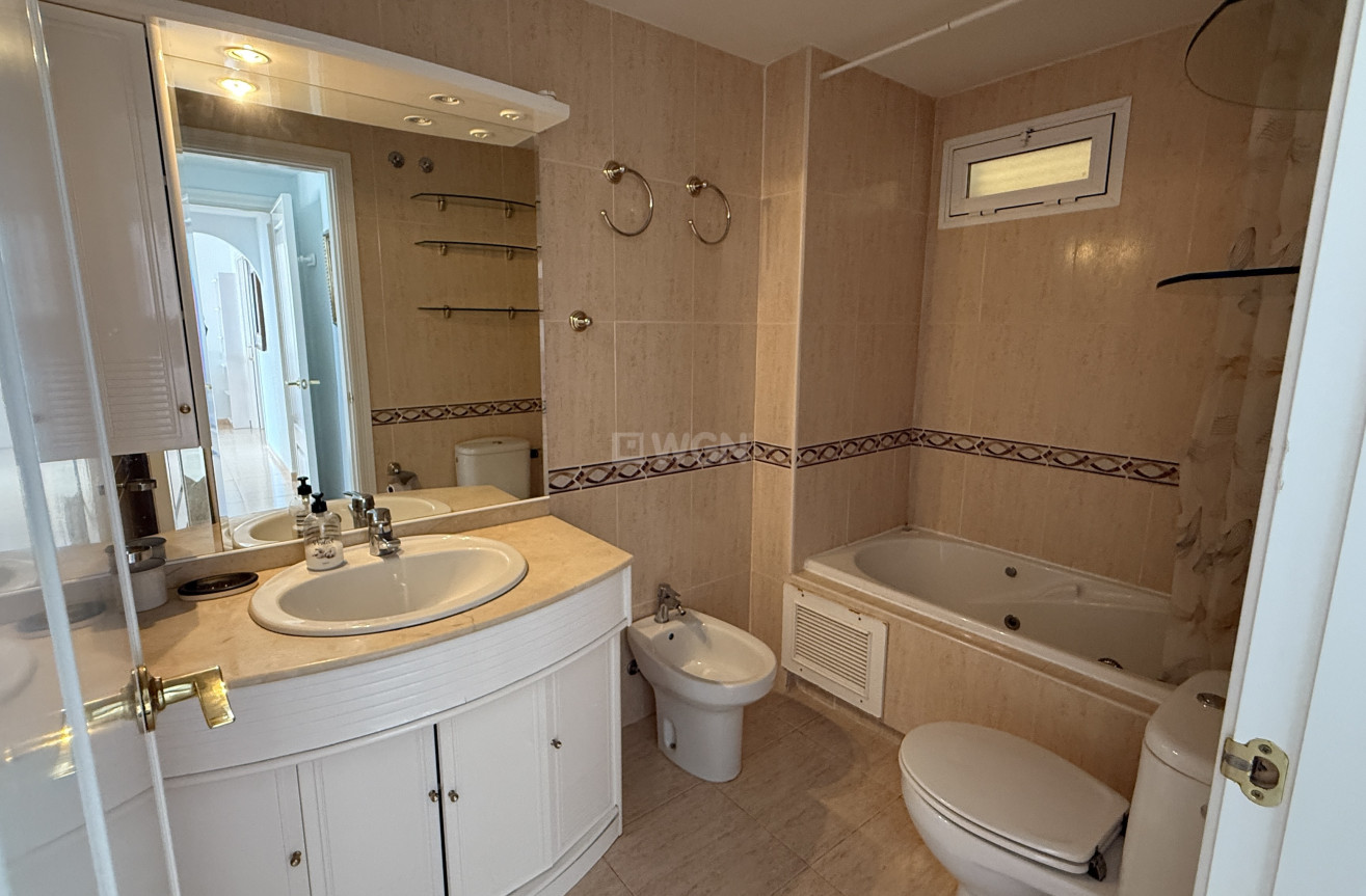 Resale - Apartment / flat - Benidorm - Costa Blanca