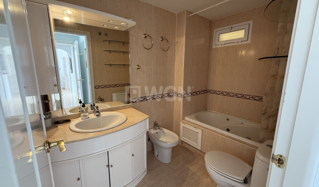 Resale - Apartment / flat - Benidorm - Costa Blanca