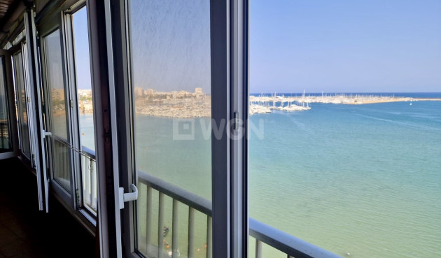 Resale - Apartment / flat - Torrevieja - Costa Blanca