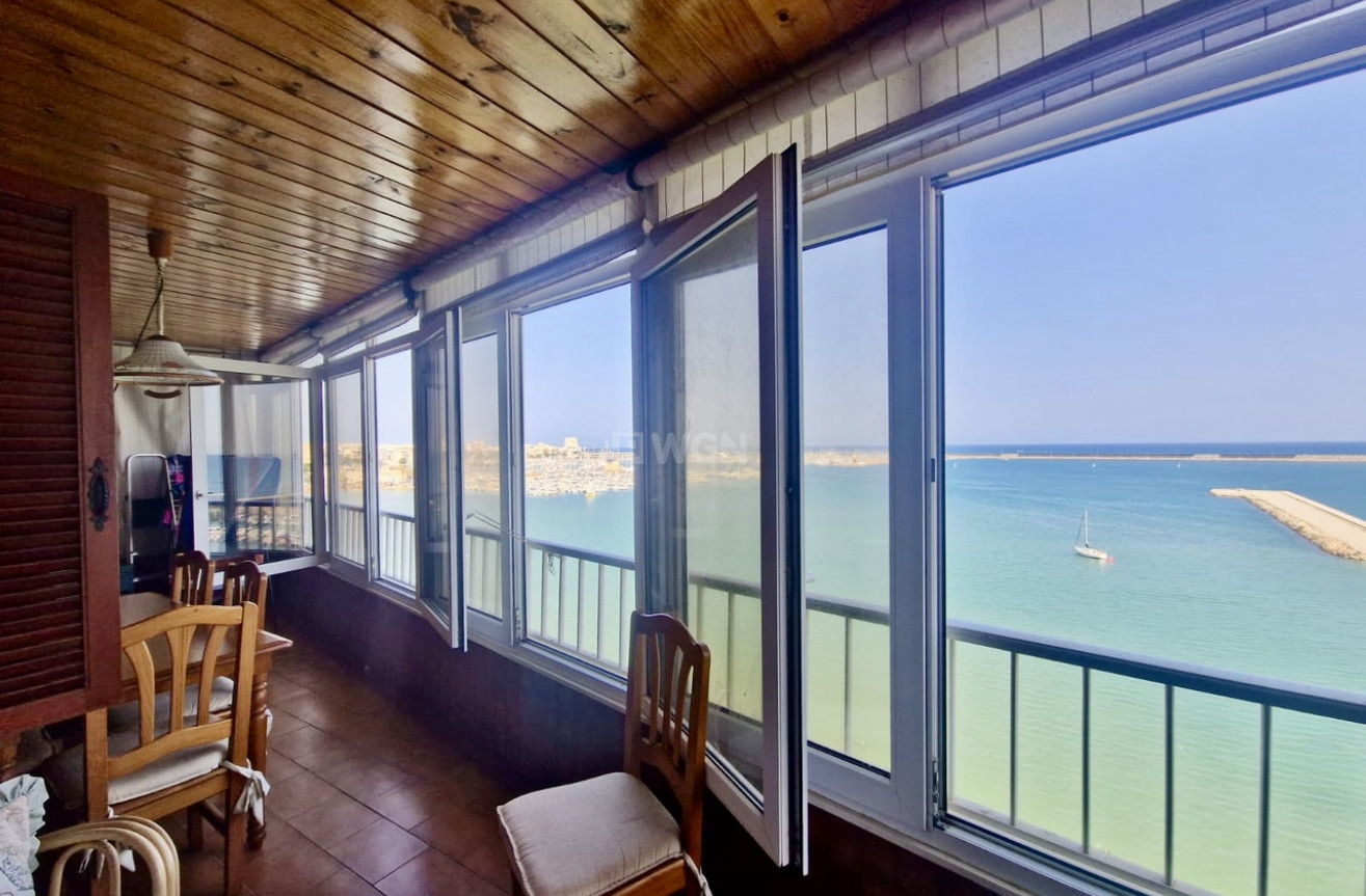 Resale - Apartment / flat - Torrevieja - Costa Blanca