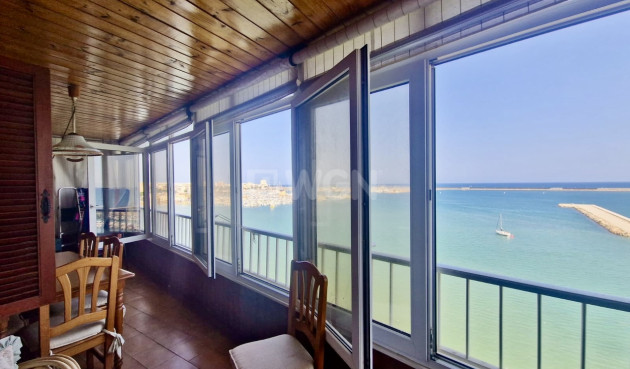 Resale - Apartment / flat - Torrevieja - Costa Blanca
