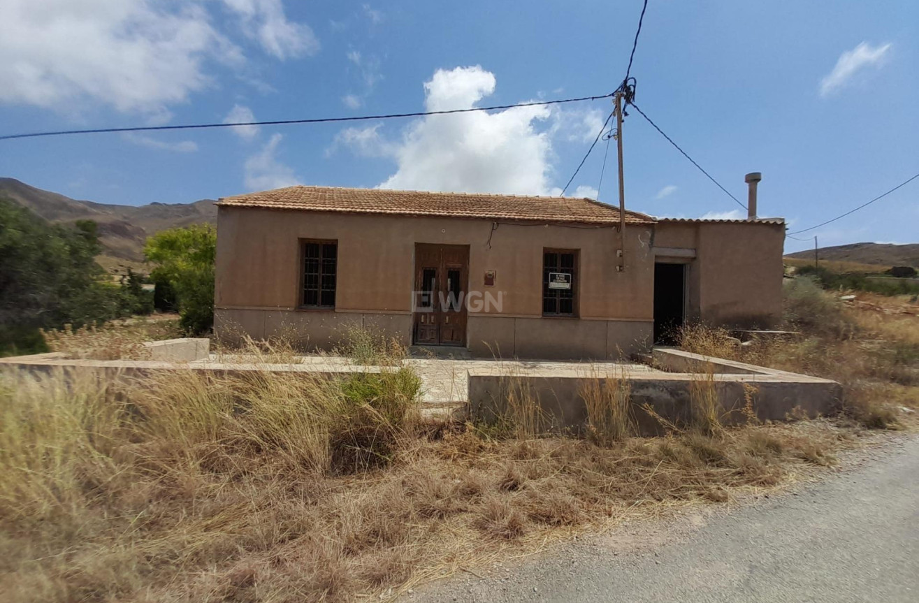 Resale - Townhouse - Cartagena - Perín