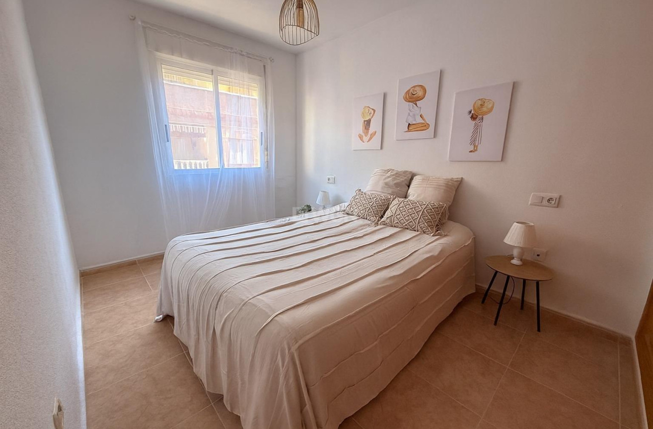Resale - Apartment / flat - Torrevieja - PARQUE DE LAS NACIONES