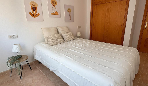 Resale - Apartment / flat - Torrevieja - PARQUE DE LAS NACIONES
