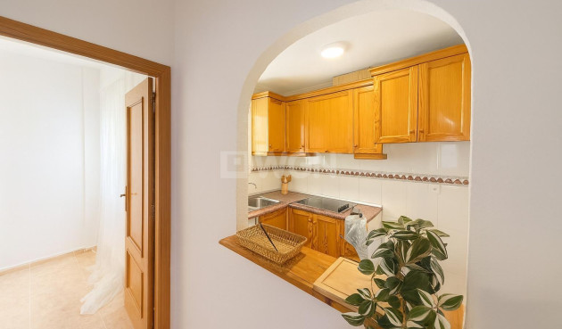 Resale - Apartment / flat - Torrevieja - PARQUE DE LAS NACIONES
