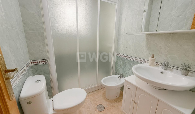 Resale - Apartment / flat - Torrevieja - PARQUE DE LAS NACIONES