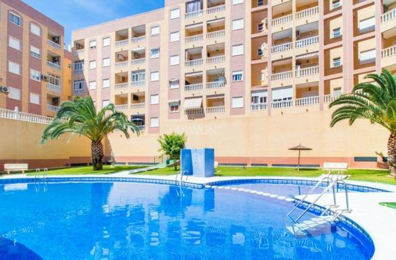 Resale - Apartment / flat - Torrevieja - PARQUE DE LAS NACIONES