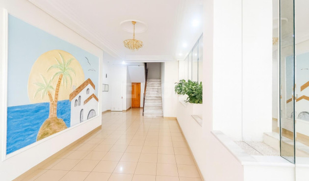 Resale - Apartment / flat - Torrevieja - PARQUE DE LAS NACIONES