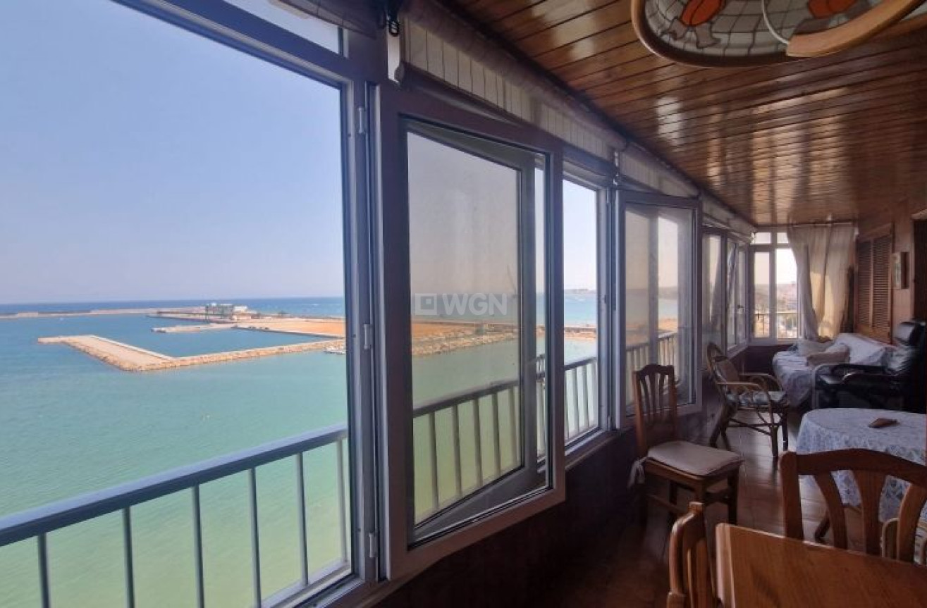 Resale - Apartment / flat - Torrevieja - Costa Blanca