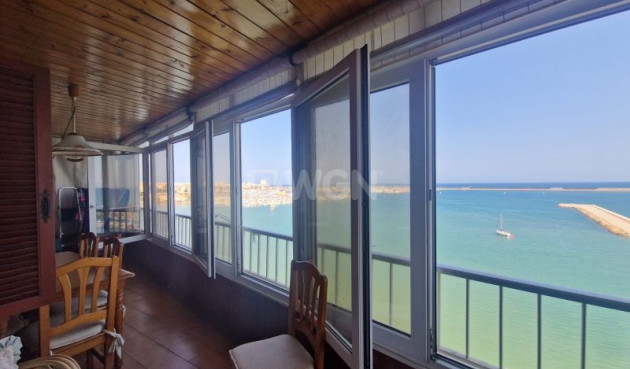 Resale - Apartment / flat - Torrevieja - Costa Blanca