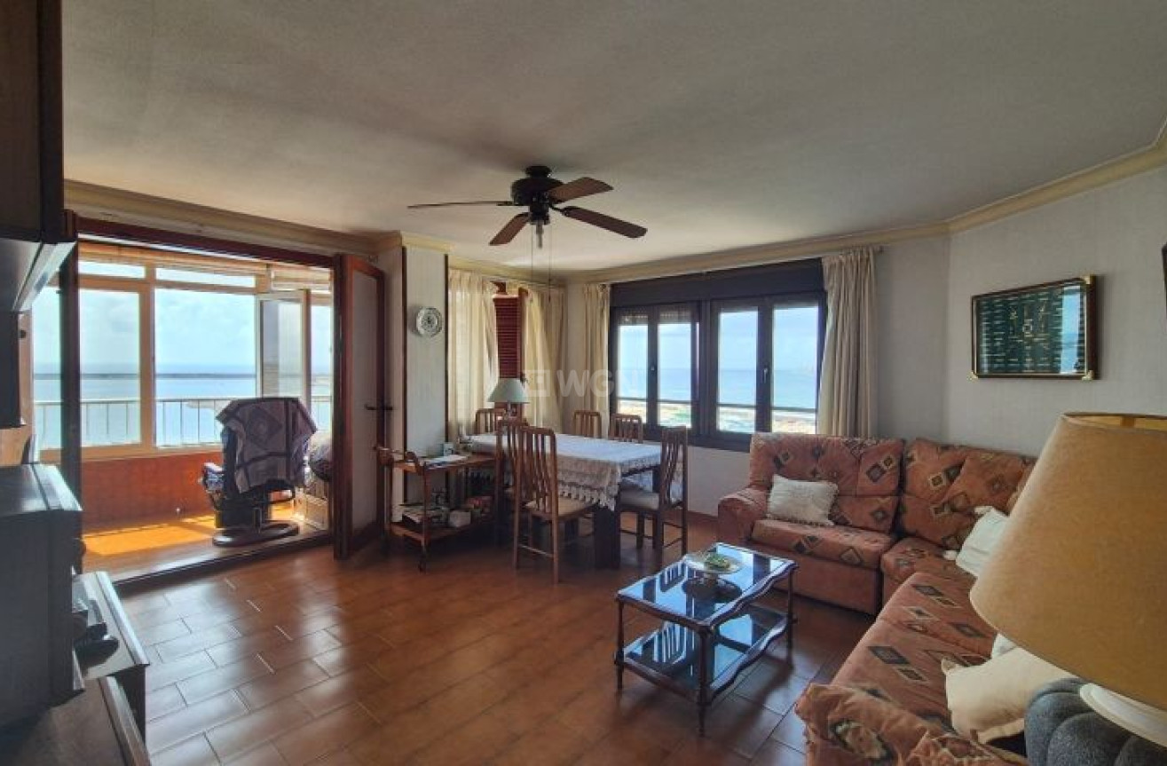Resale - Apartment / flat - Torrevieja - Costa Blanca