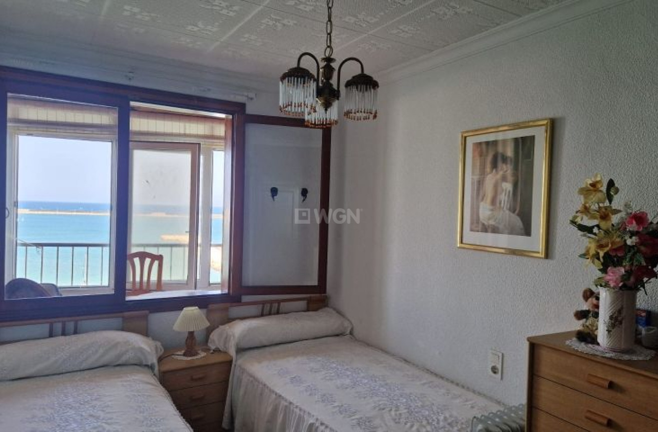 Resale - Apartment / flat - Torrevieja - Costa Blanca