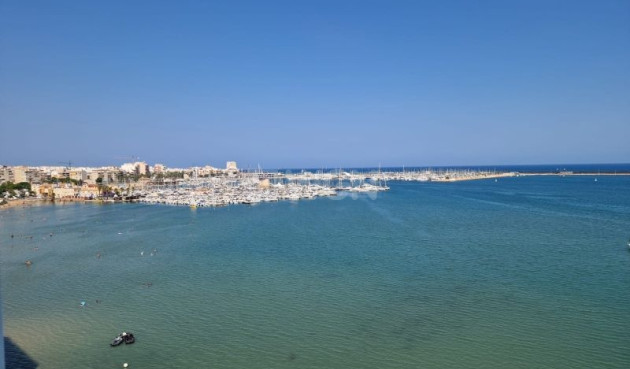 Resale - Apartment / flat - Torrevieja - Costa Blanca