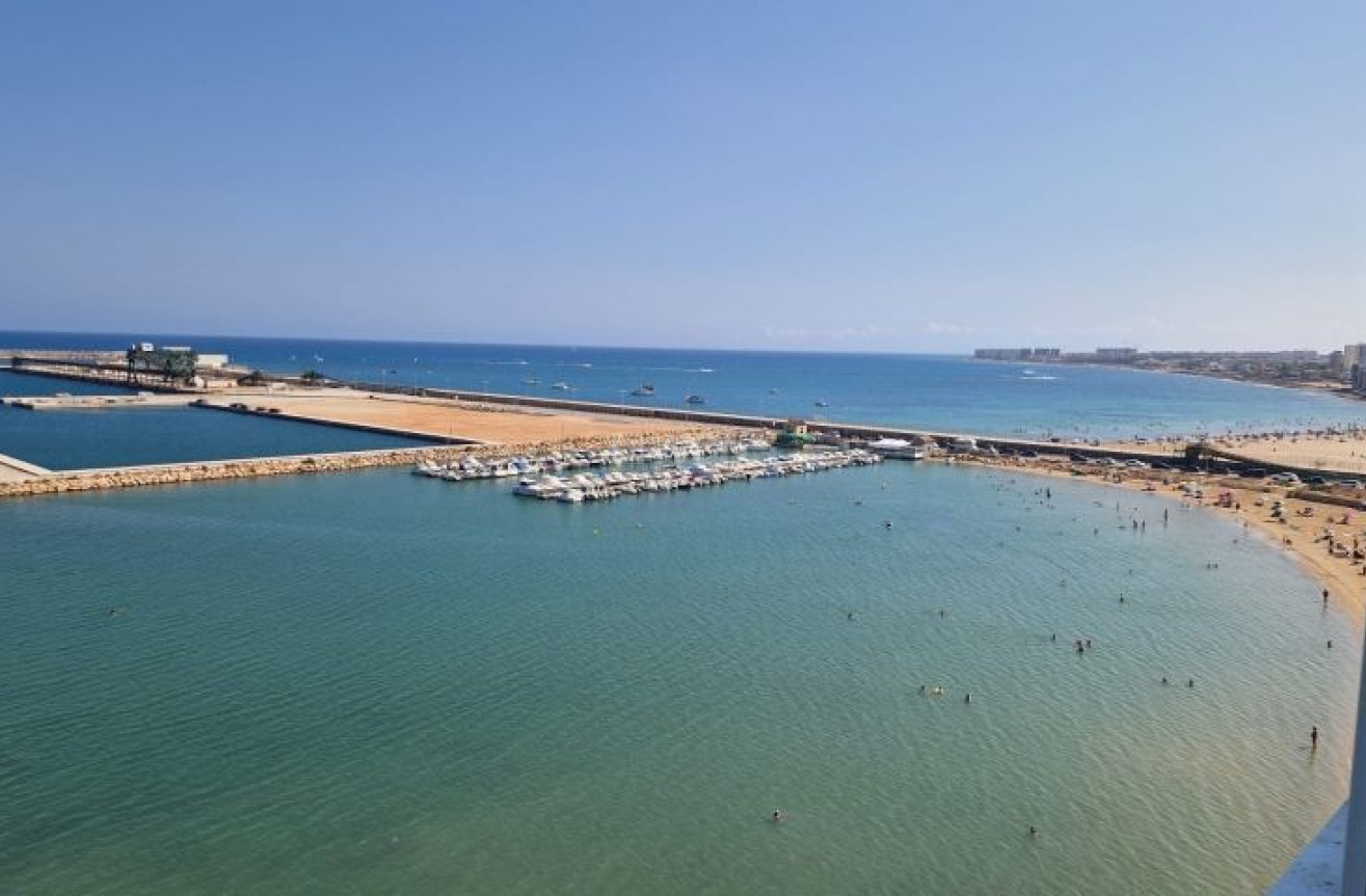 Resale - Apartment / flat - Torrevieja - Costa Blanca