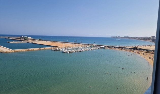 Resale - Apartment / flat - Torrevieja - Costa Blanca