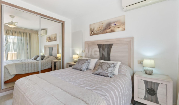 Odsprzedaż - Kamienica - Torrevieja - aguas nuevas