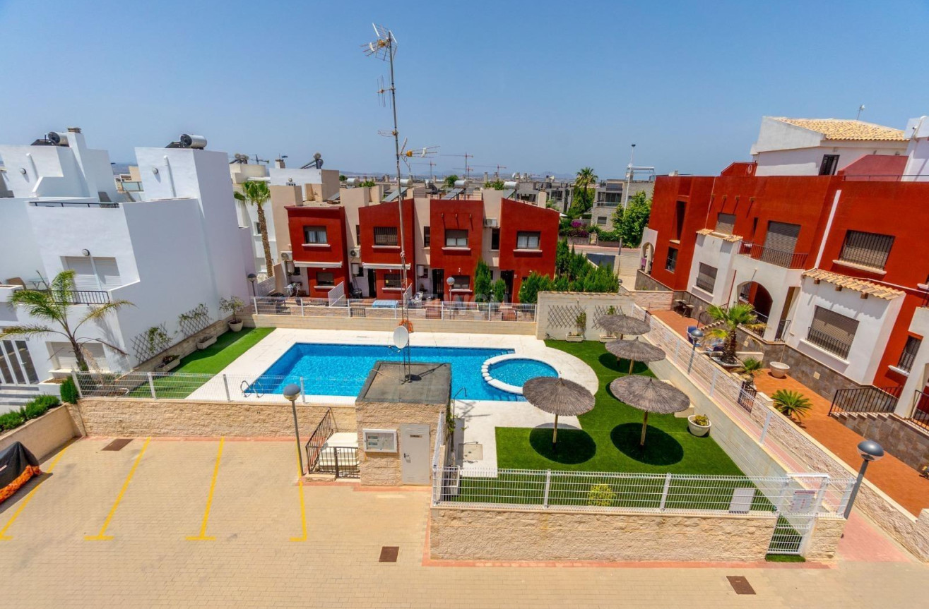 Odsprzedaż - Kamienica - Torrevieja - aguas nuevas