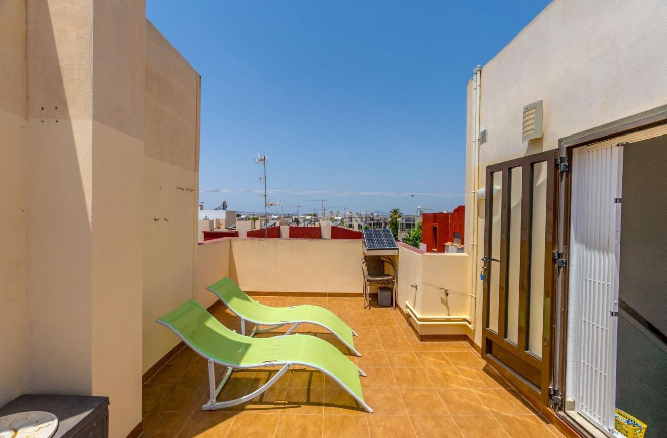 Odsprzedaż - Kamienica - Torrevieja - aguas nuevas