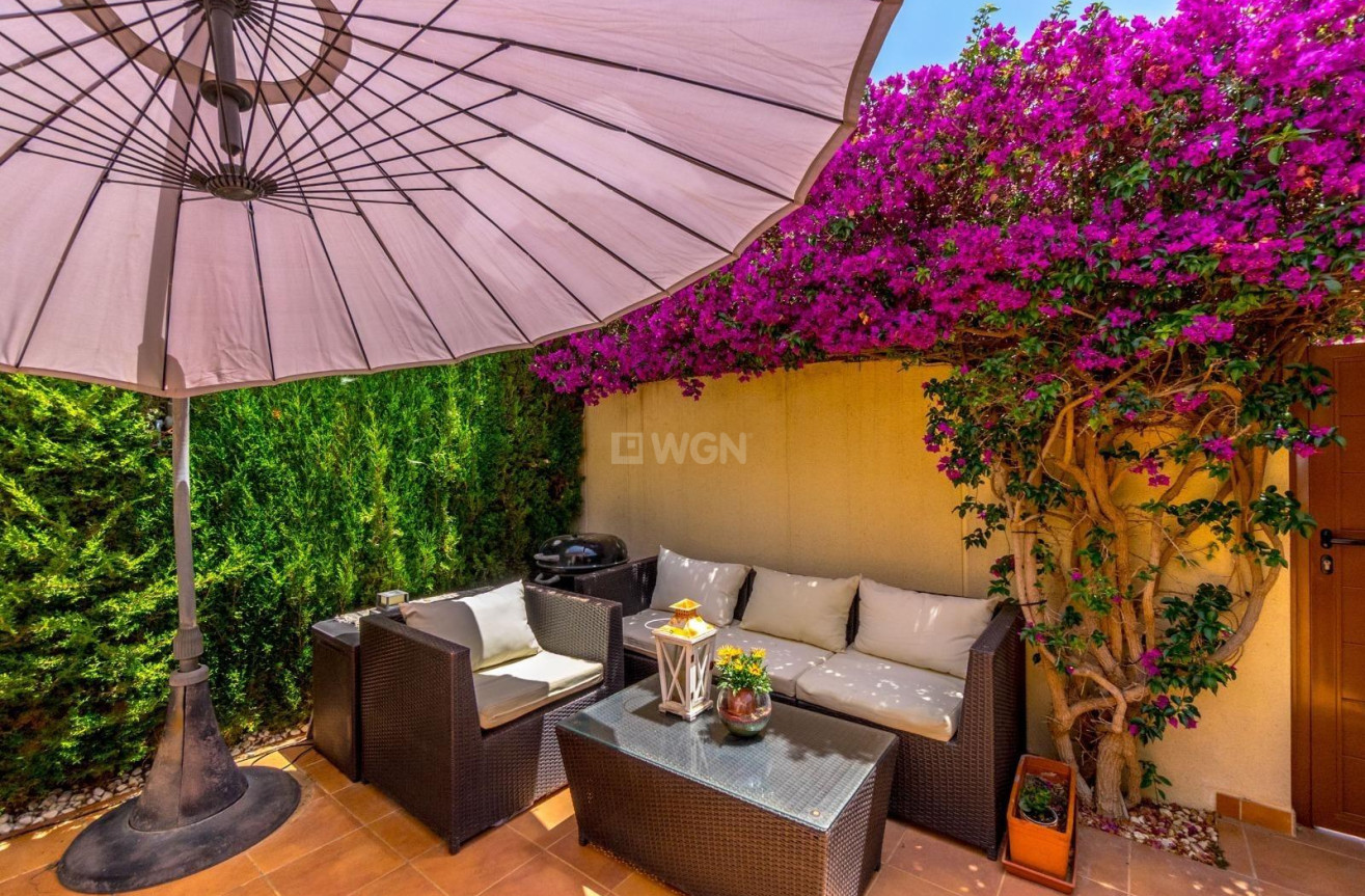 Odsprzedaż - Kamienica - Torrevieja - aguas nuevas